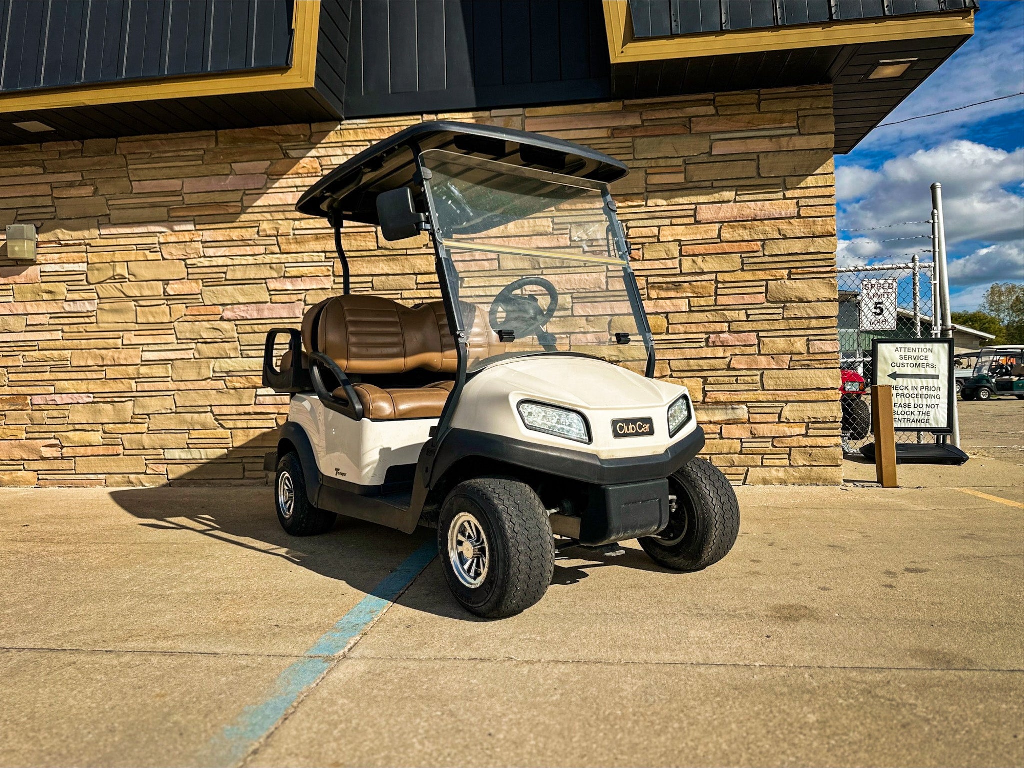 2020 | Club Car Tempo 4 Passenger - Electric