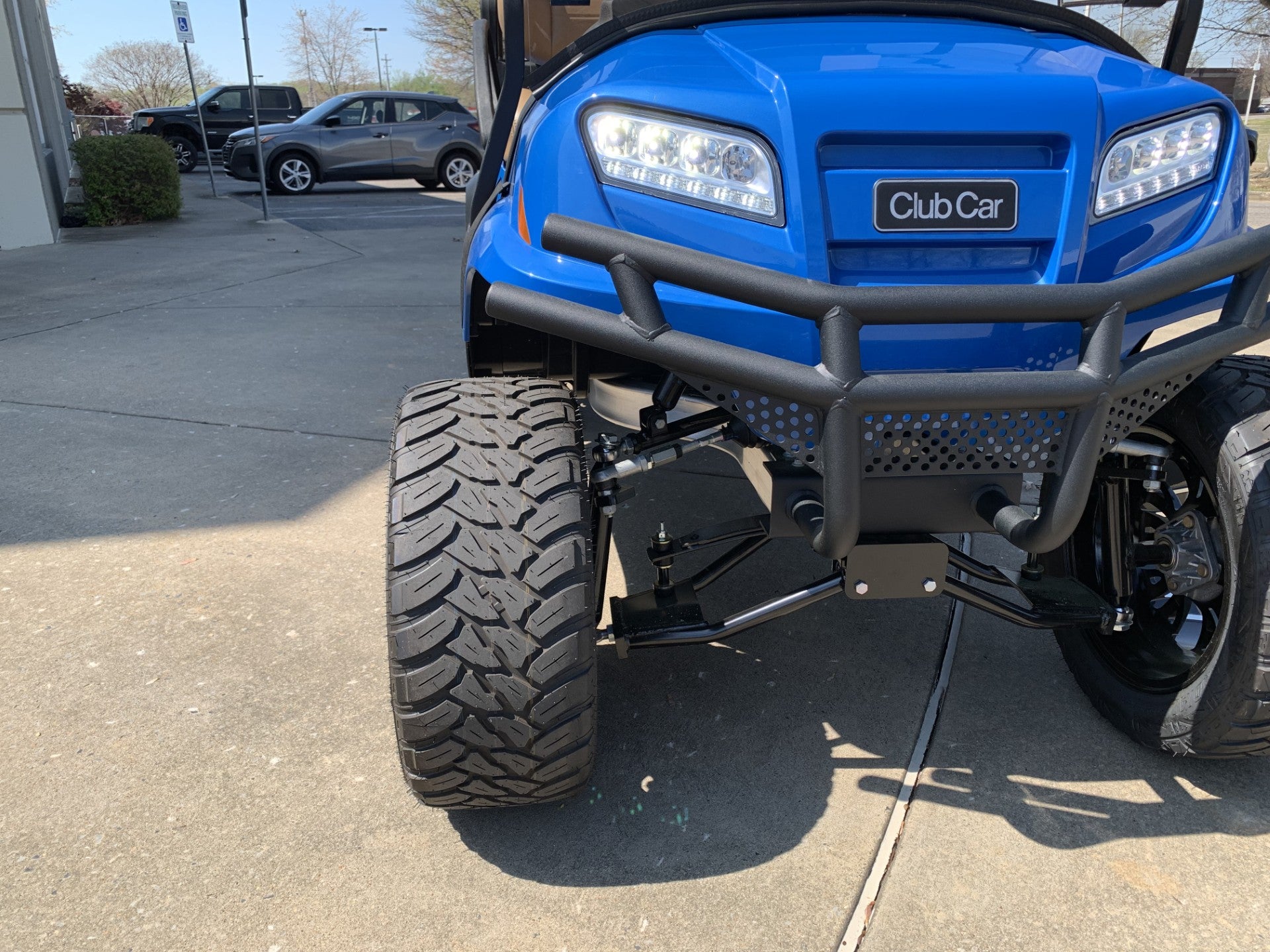 2026 | Club Car Onward Lifted 4 Passenger - HP Lithium