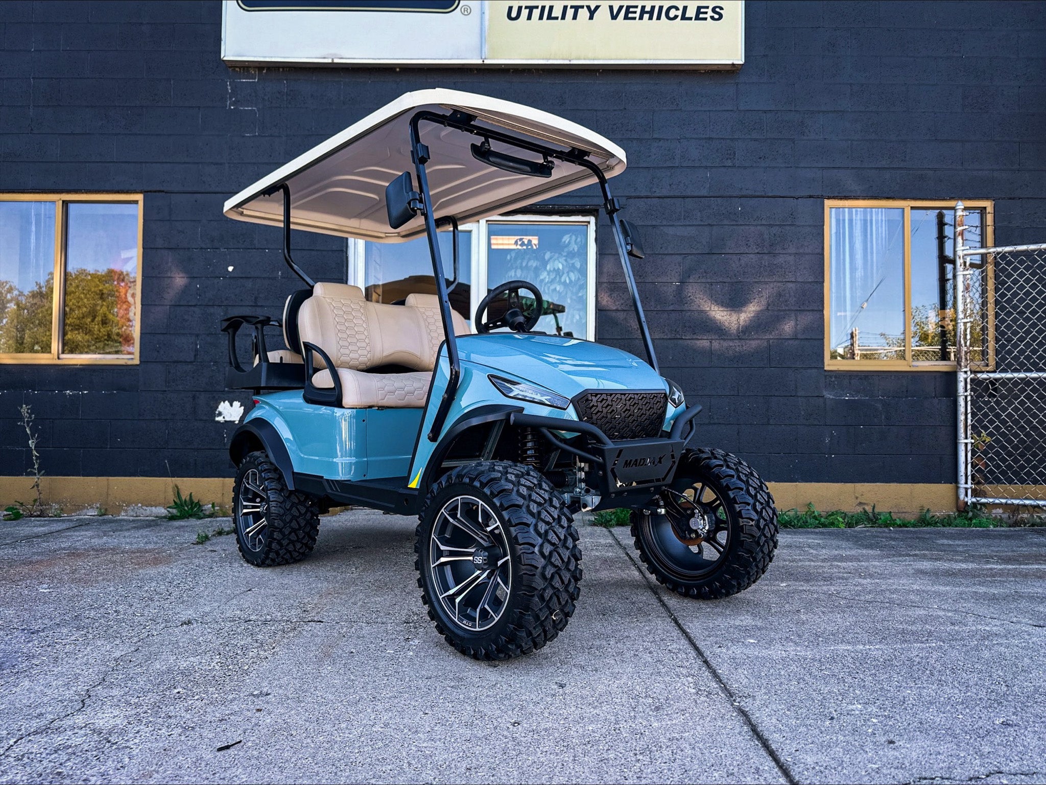 2023 | MadJax XSeries Lifted 4 Passenger - Electric