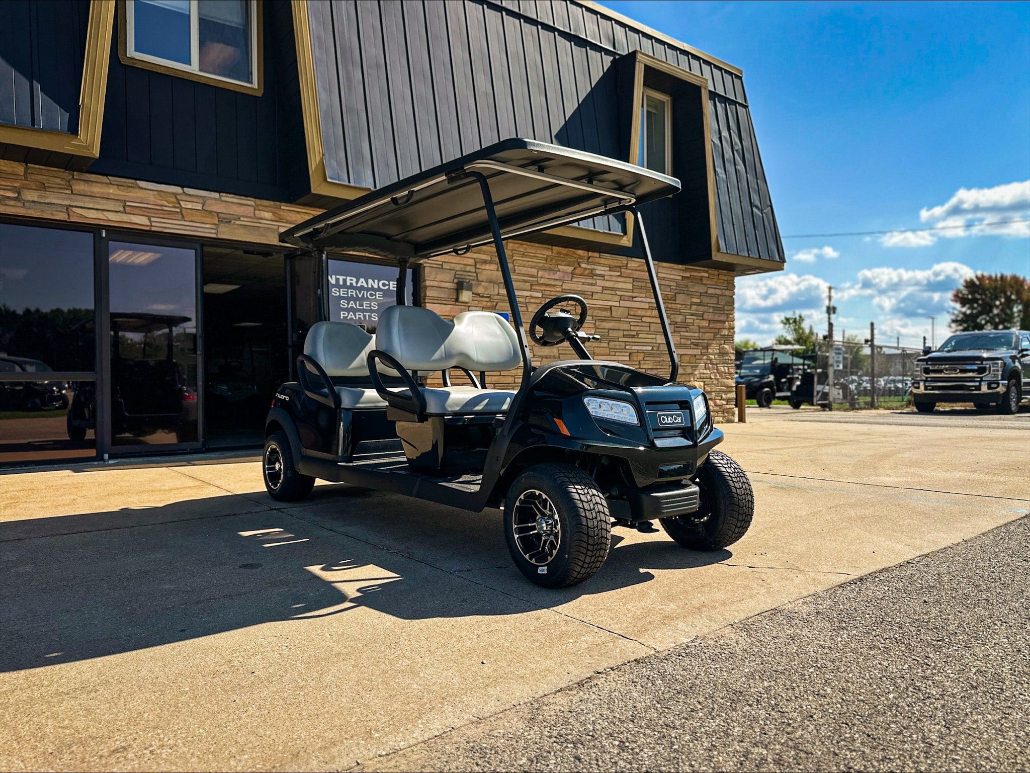 2025 | Club Car Onward 4 Forward - Gas