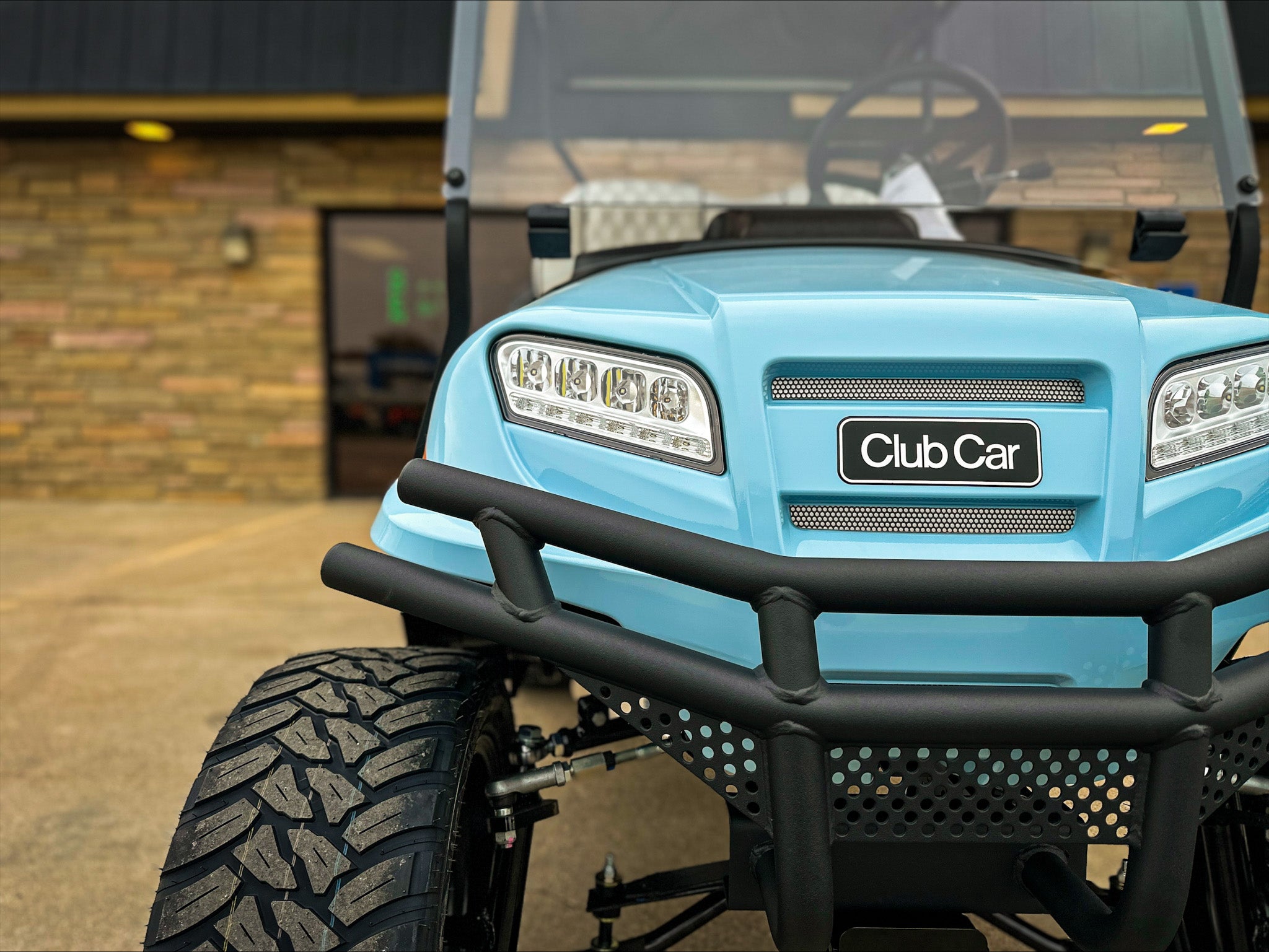 2026 | Club Car Onward Heritage Blue Lifted 4 Passenger - HP Electric