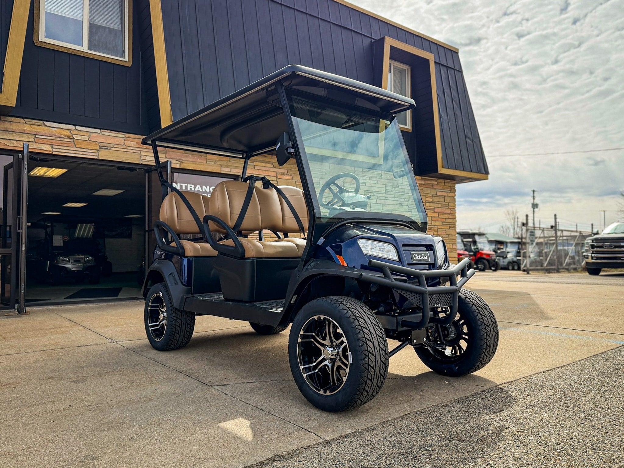 2027 | Club Car Onward 4 Forward LSV - XR Lithium Ion