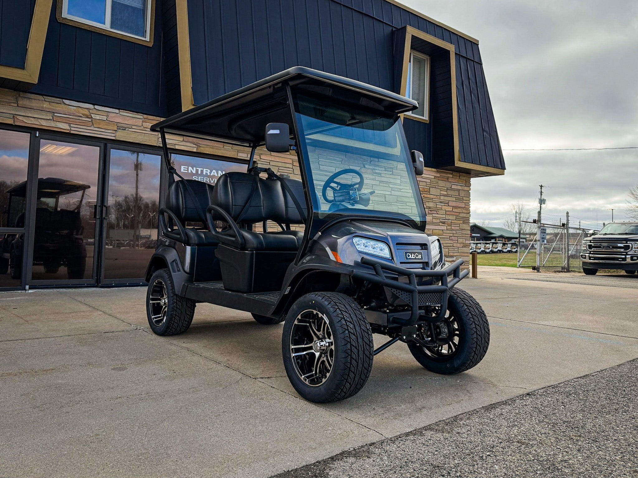 2027 | Club Car Onward 4 Forward LSV - HP Lithium Ion