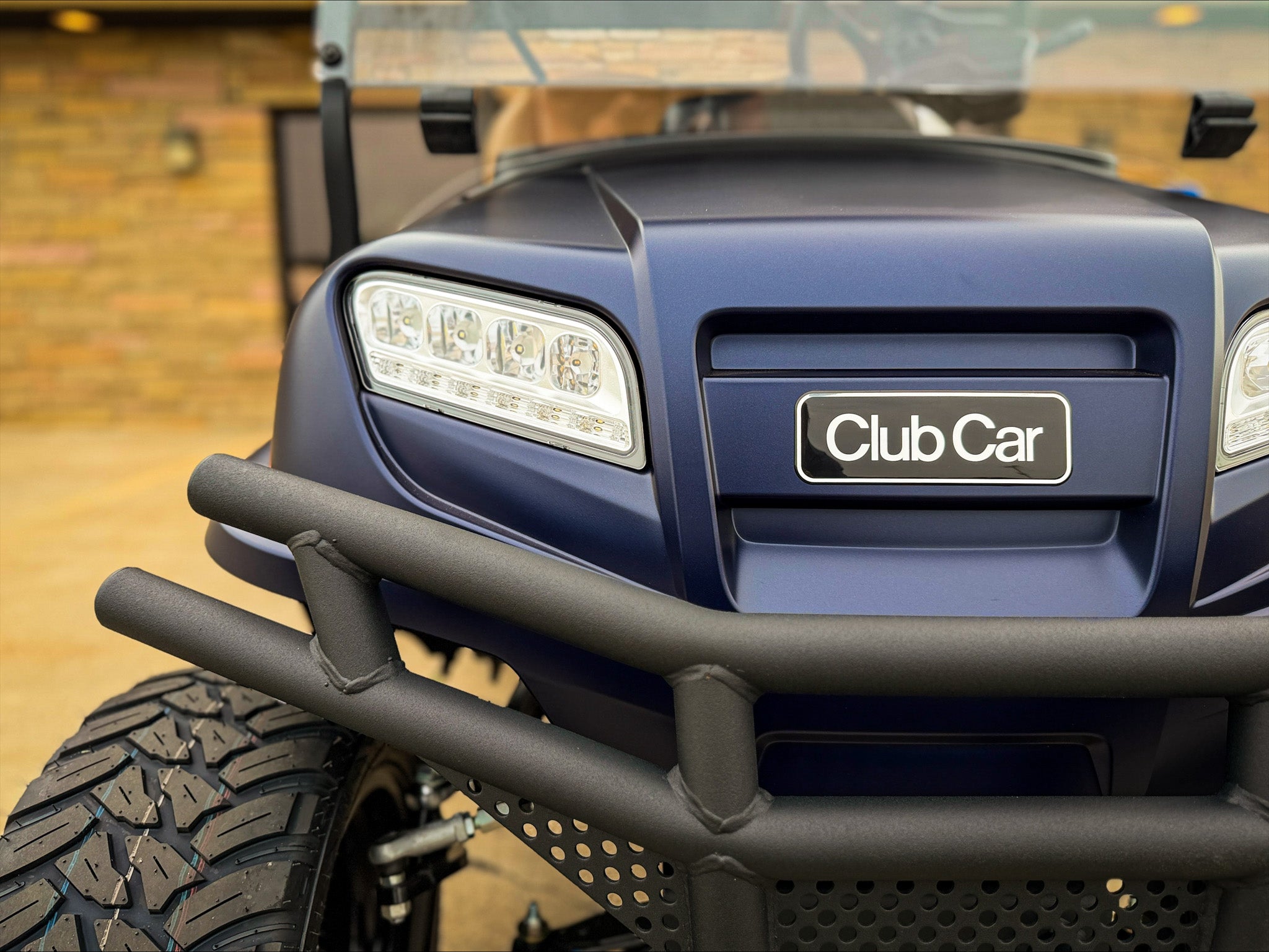 2027 | Club Car Onward Lifted 4 Passenger - XR Lithium Ion