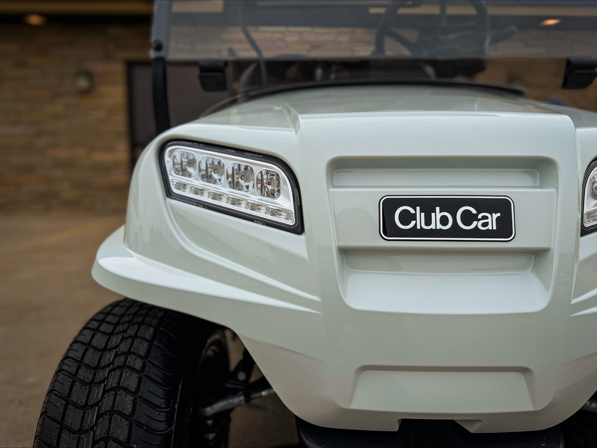 2027 | Club Car Onward 4 Passenger - XR Lithium Ion