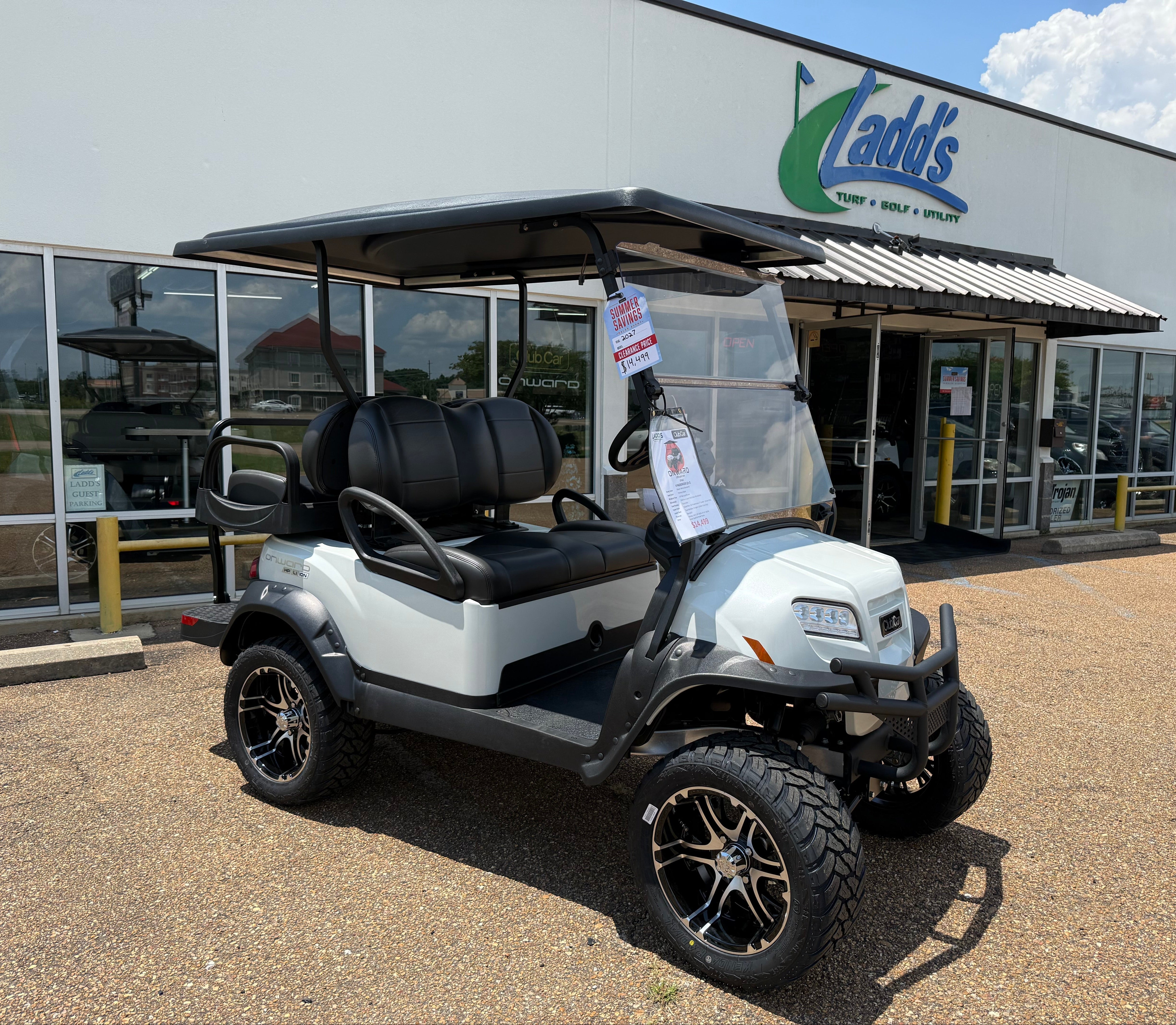 2027 | Club Car Onward Lifted 4 Passenger - Lithium