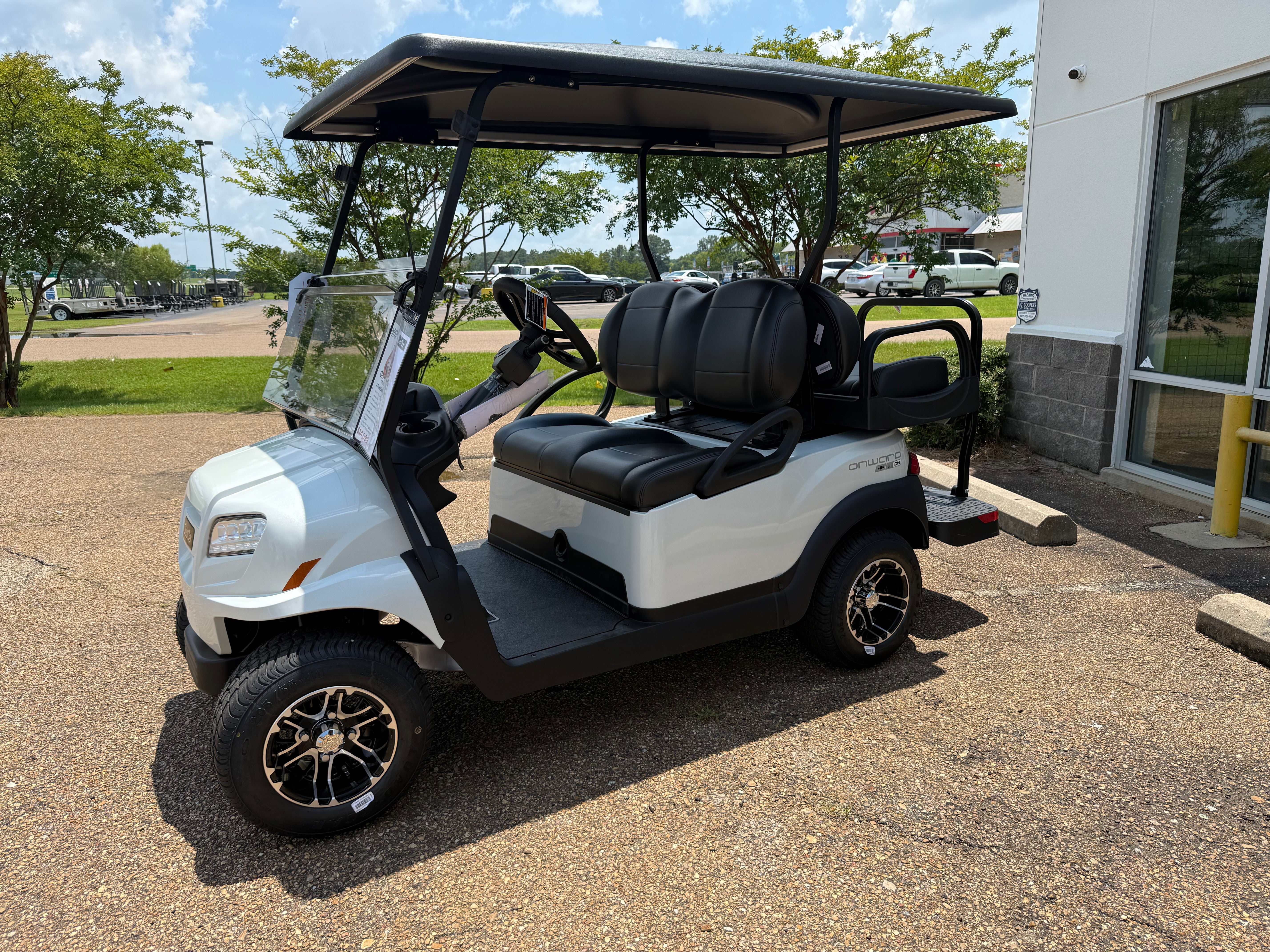 2027 | Club Car Onward 4 Passenger - Lithium