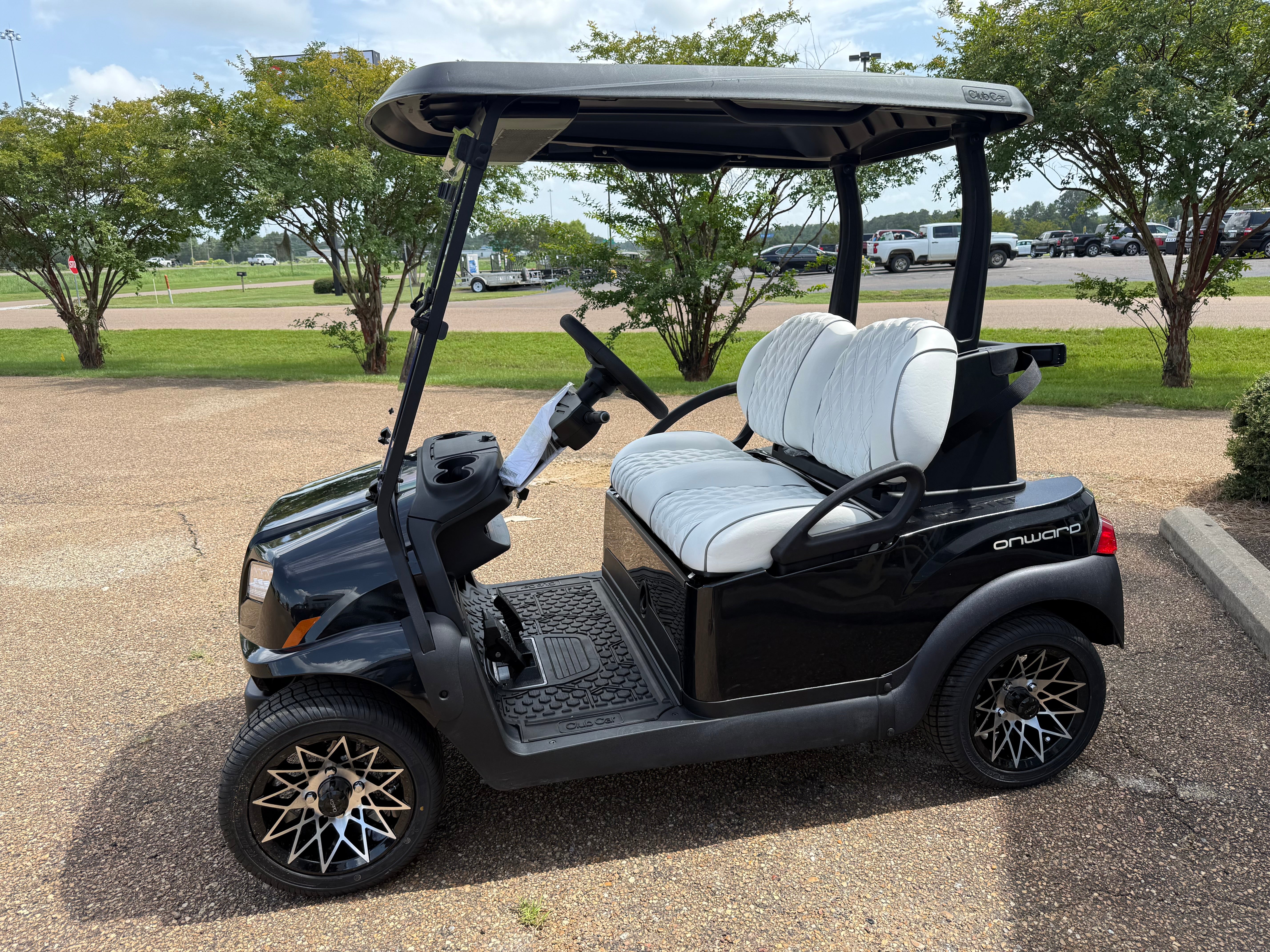 2027 | Club Car Onward 2 Passenger - Electric